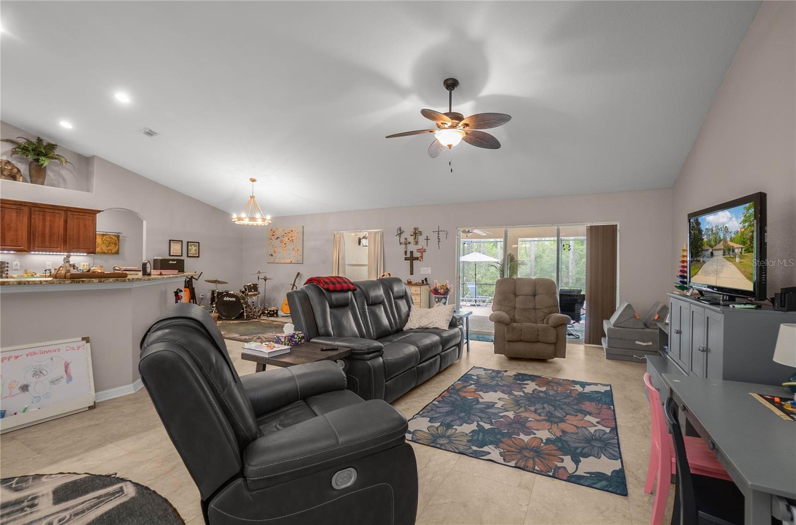 1256 W Sphere Pl Property Photo 16