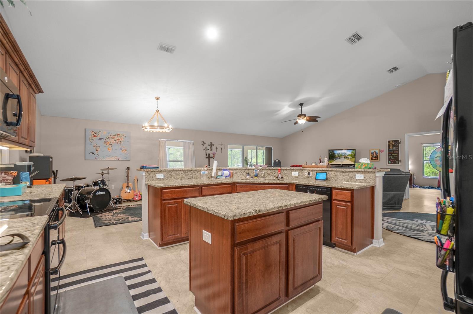 1256 W Sphere Pl Property Photo 23