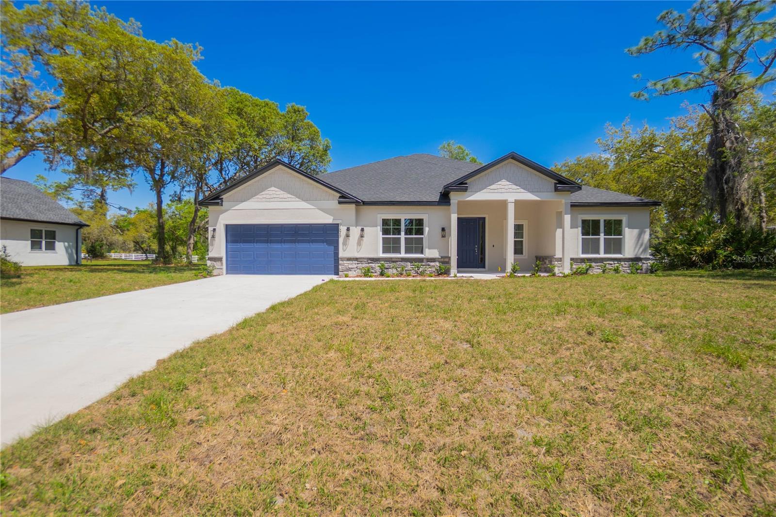 9695 E Baymeadows Dr Property Photo 2