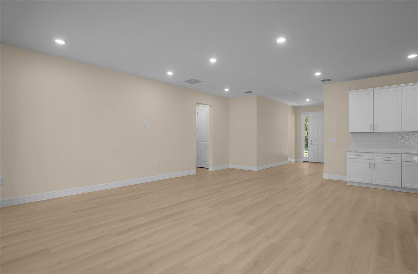9695 E Baymeadows Dr Property Photo 17