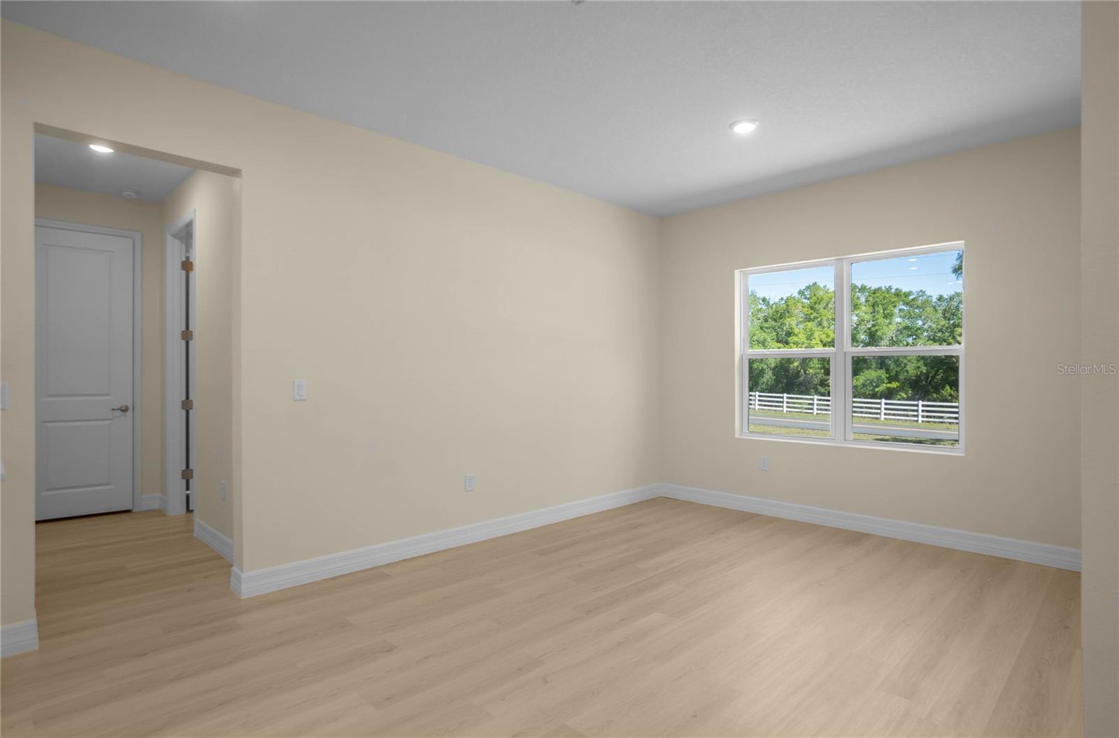 9695 E Baymeadows Dr Property Photo 26