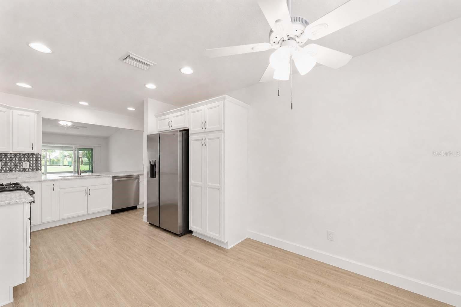 1106 Ebling Loop Property Photo 7
