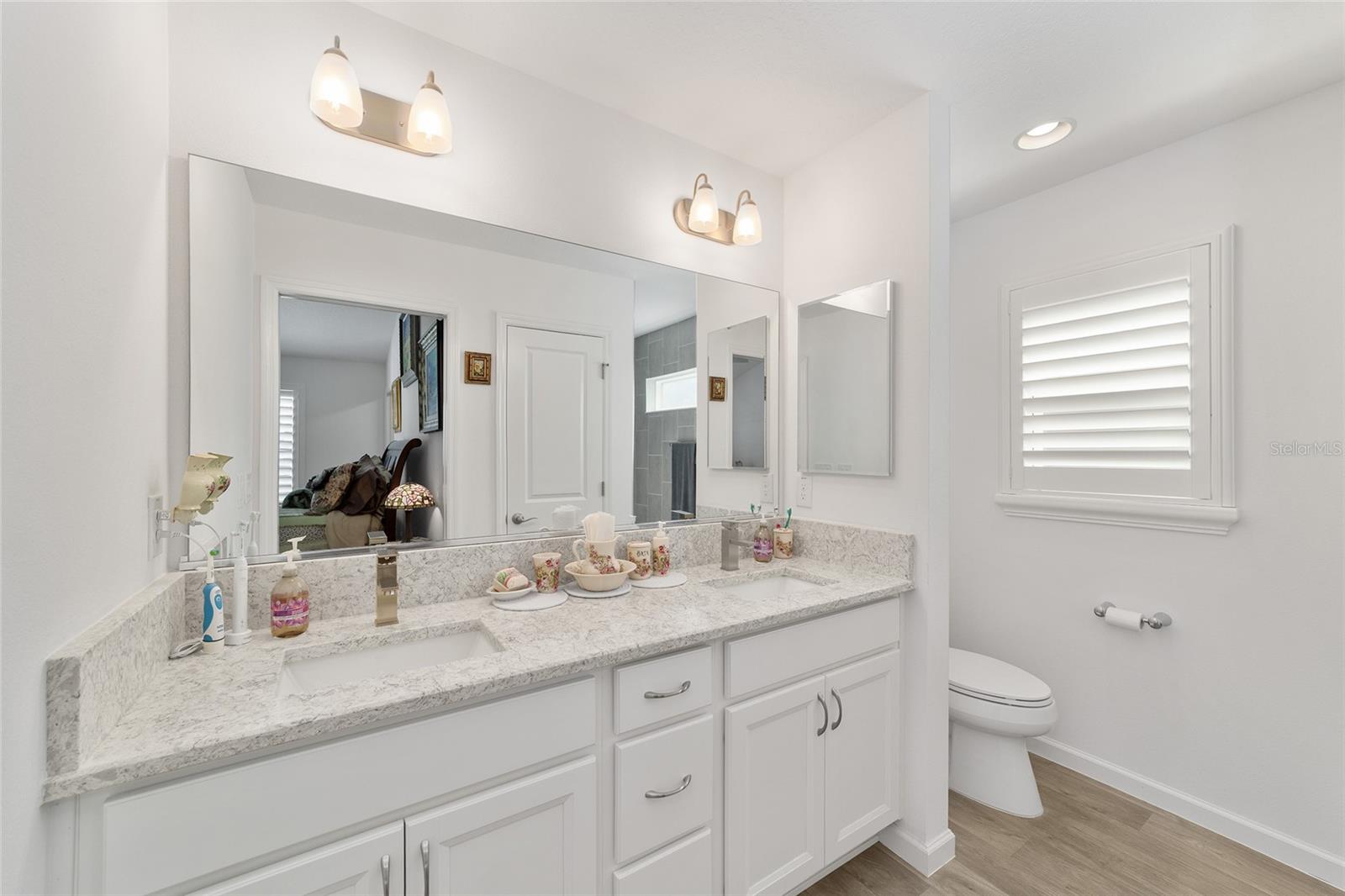 1106 Ebling Loop Property Photo 9