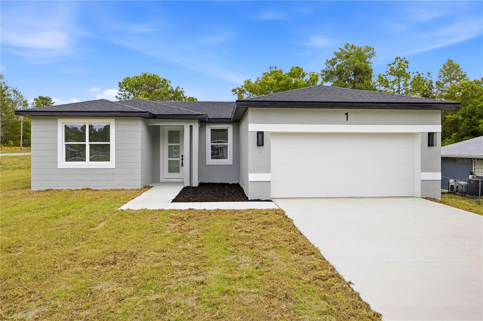 1 Oak Trl Property Photo 1