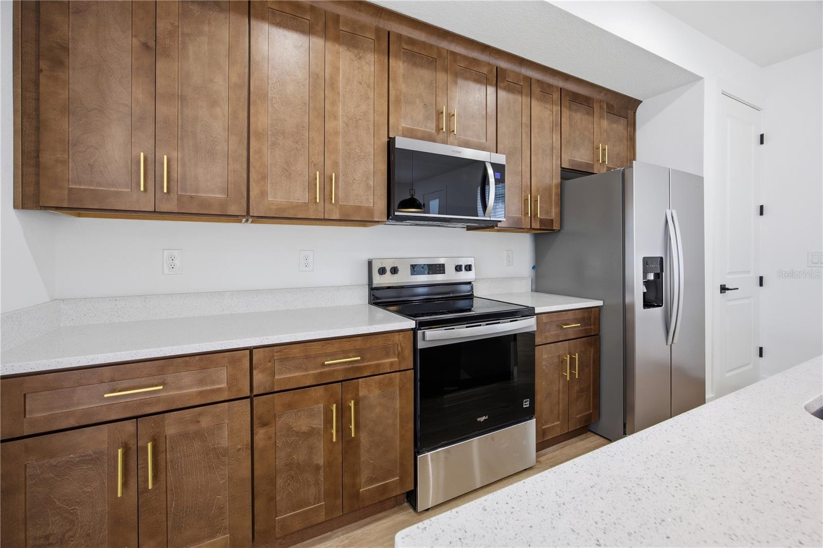 1 Oak Trl Property Photo 8