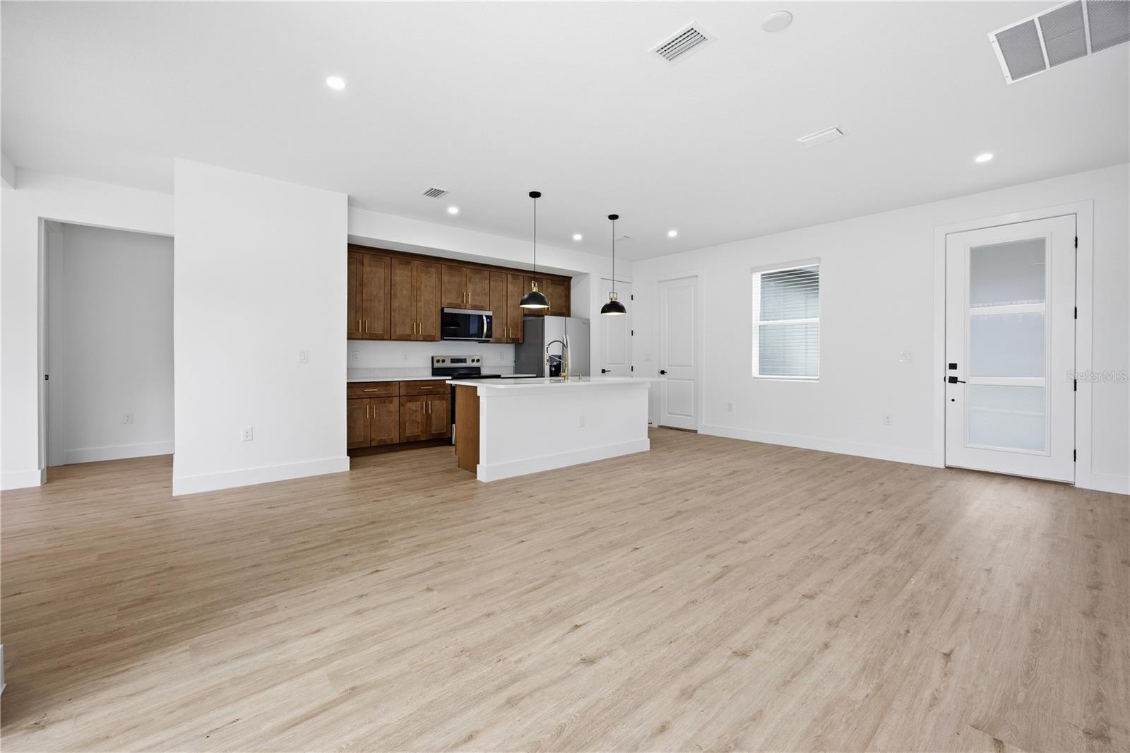1 Oak Trl Property Photo 18