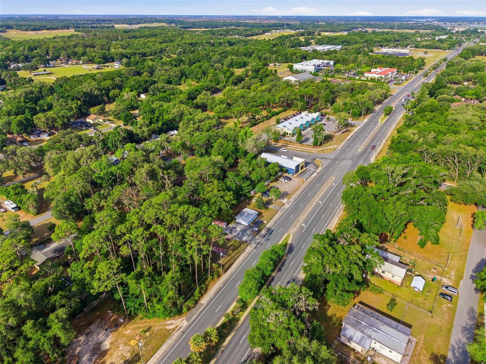 320 Highway 466 Property Photo 10