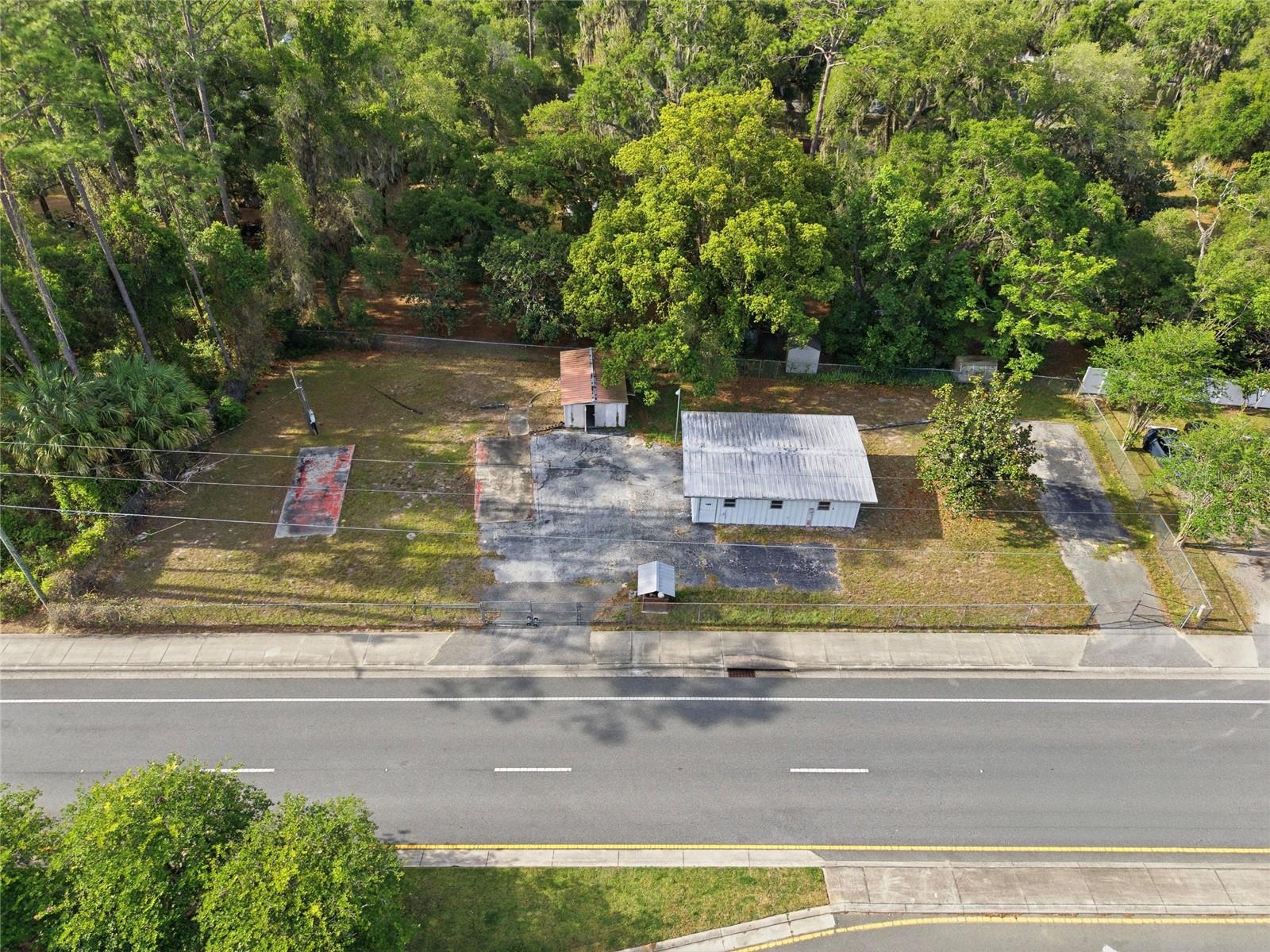 320 Highway 466 Property Photo 13