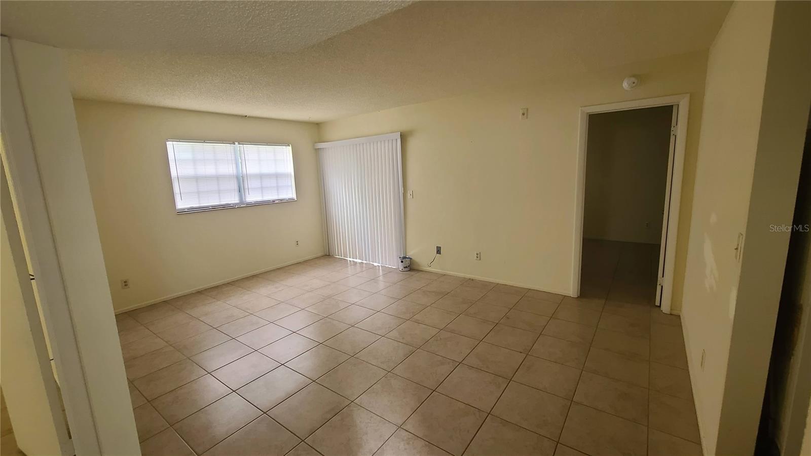 454 Fairways Cir #b102 Property Photo 2