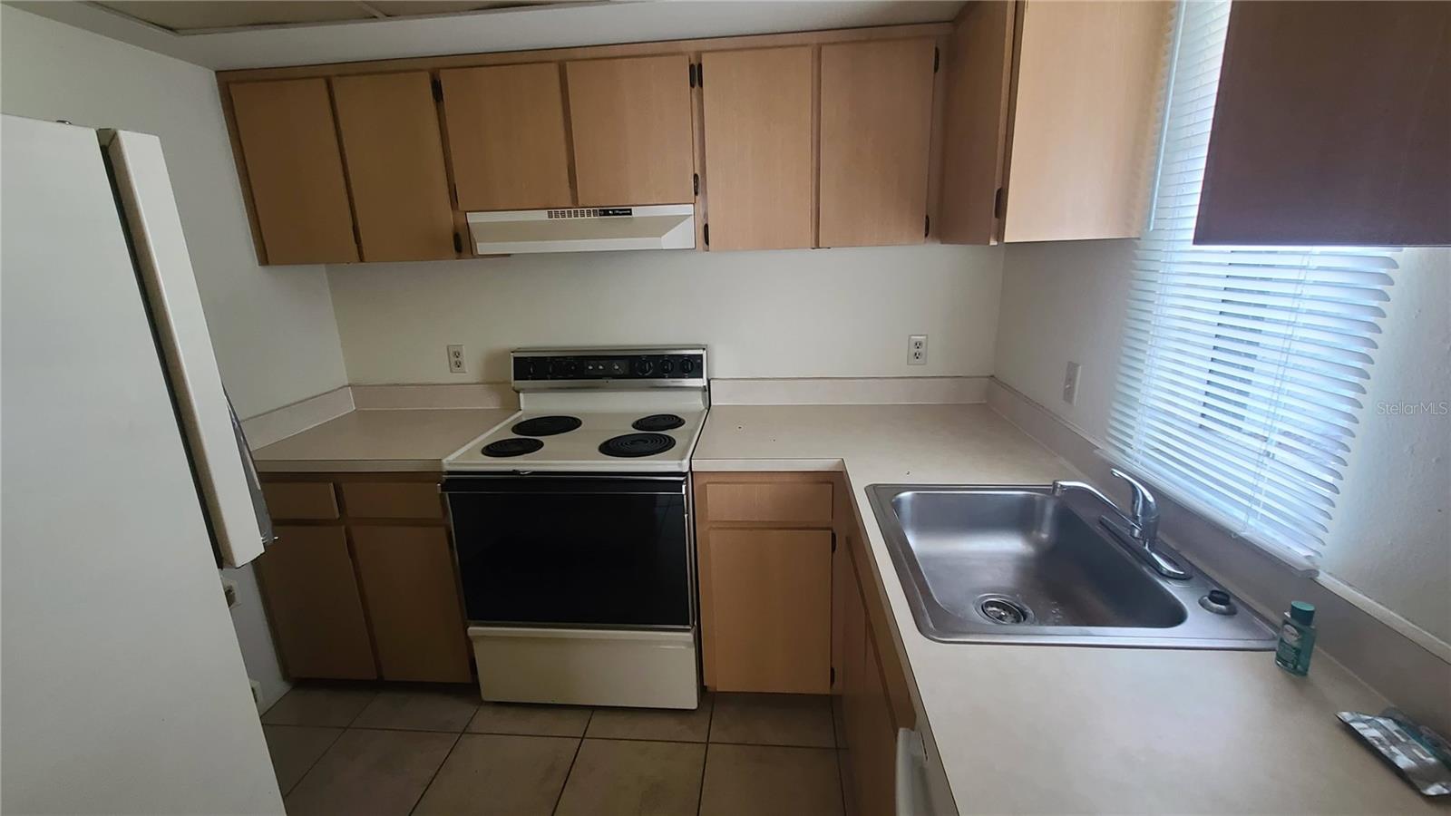 454 Fairways Cir #b102 Property Photo 4