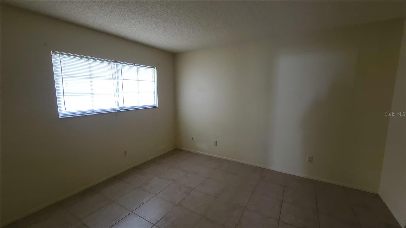 454 Fairways Cir #b102 Property Photo 6