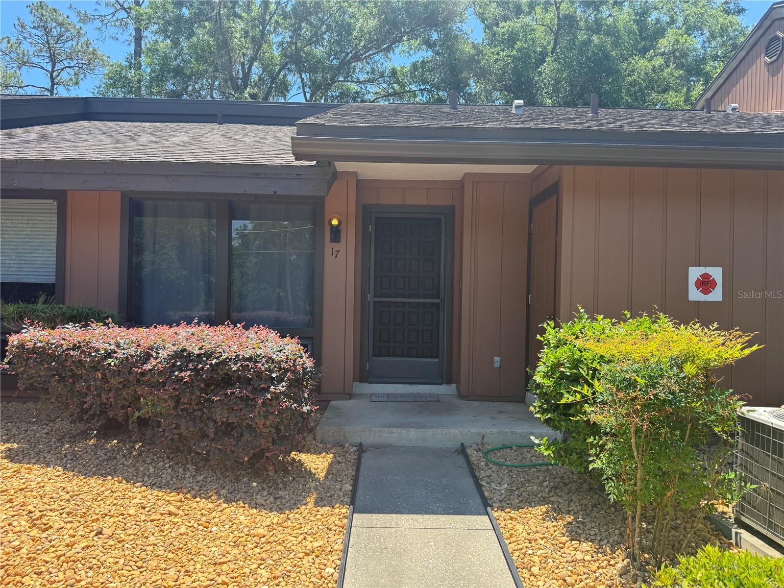 19660 SW 83RD PLACE RD #C17 Property Photo 1