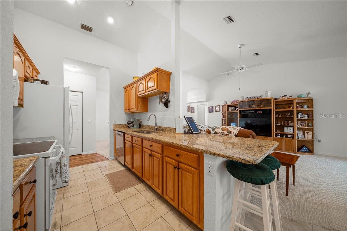 8859 Sw 196th Avenue Rd Property Photo 15
