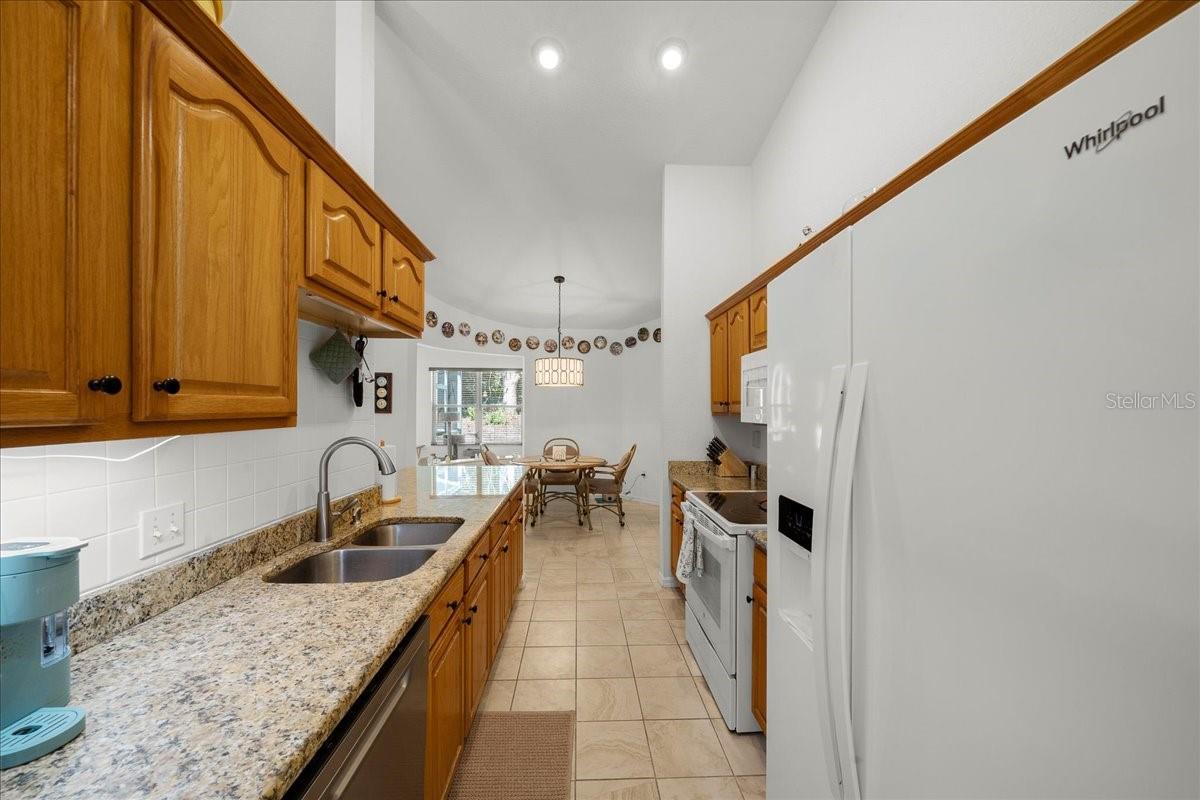 8859 Sw 196th Avenue Rd Property Photo 17