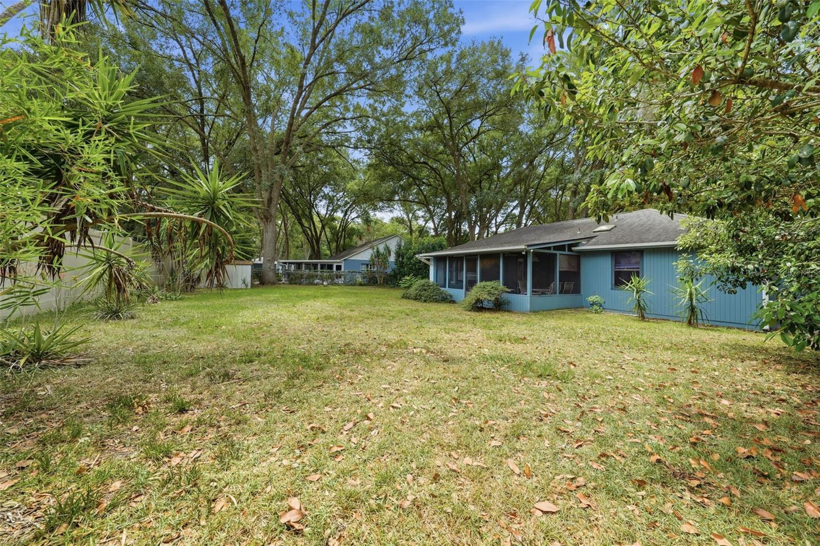 31 Almond Pass Dr Property Photo 8