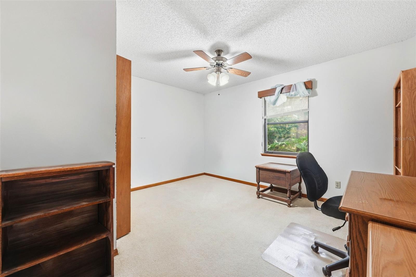 31 Almond Pass Dr Property Photo 16