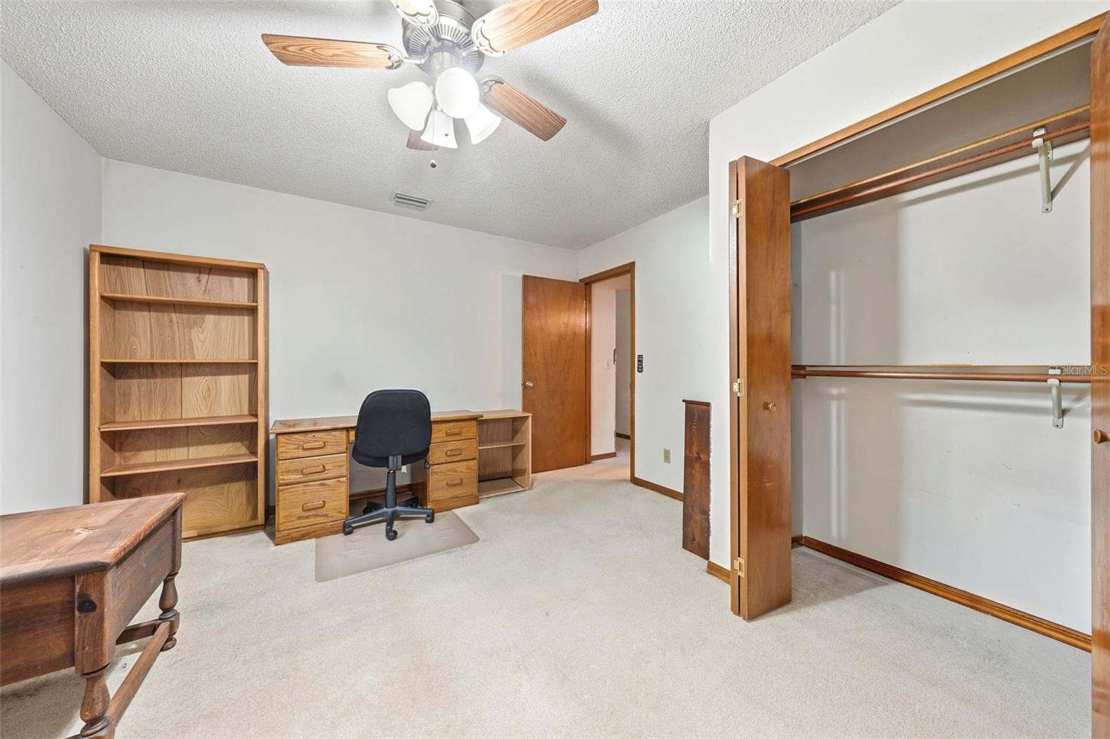 31 Almond Pass Dr Property Photo 17