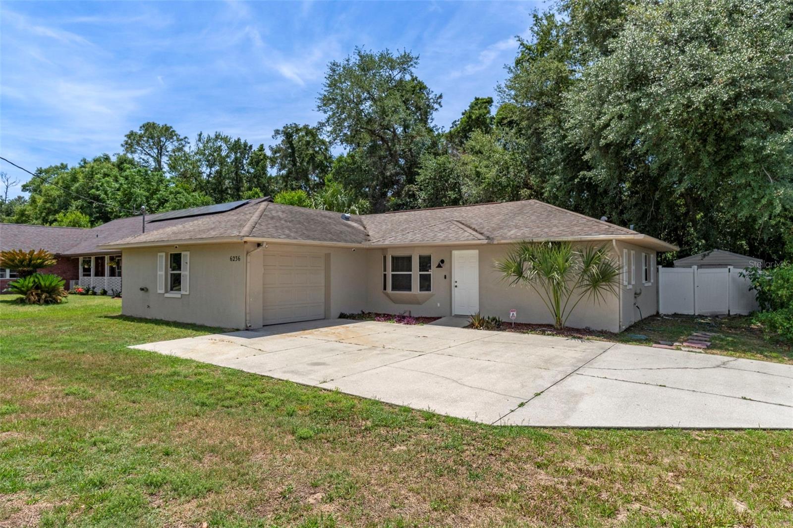 6236 W Pinedale Cir Property Photo 3