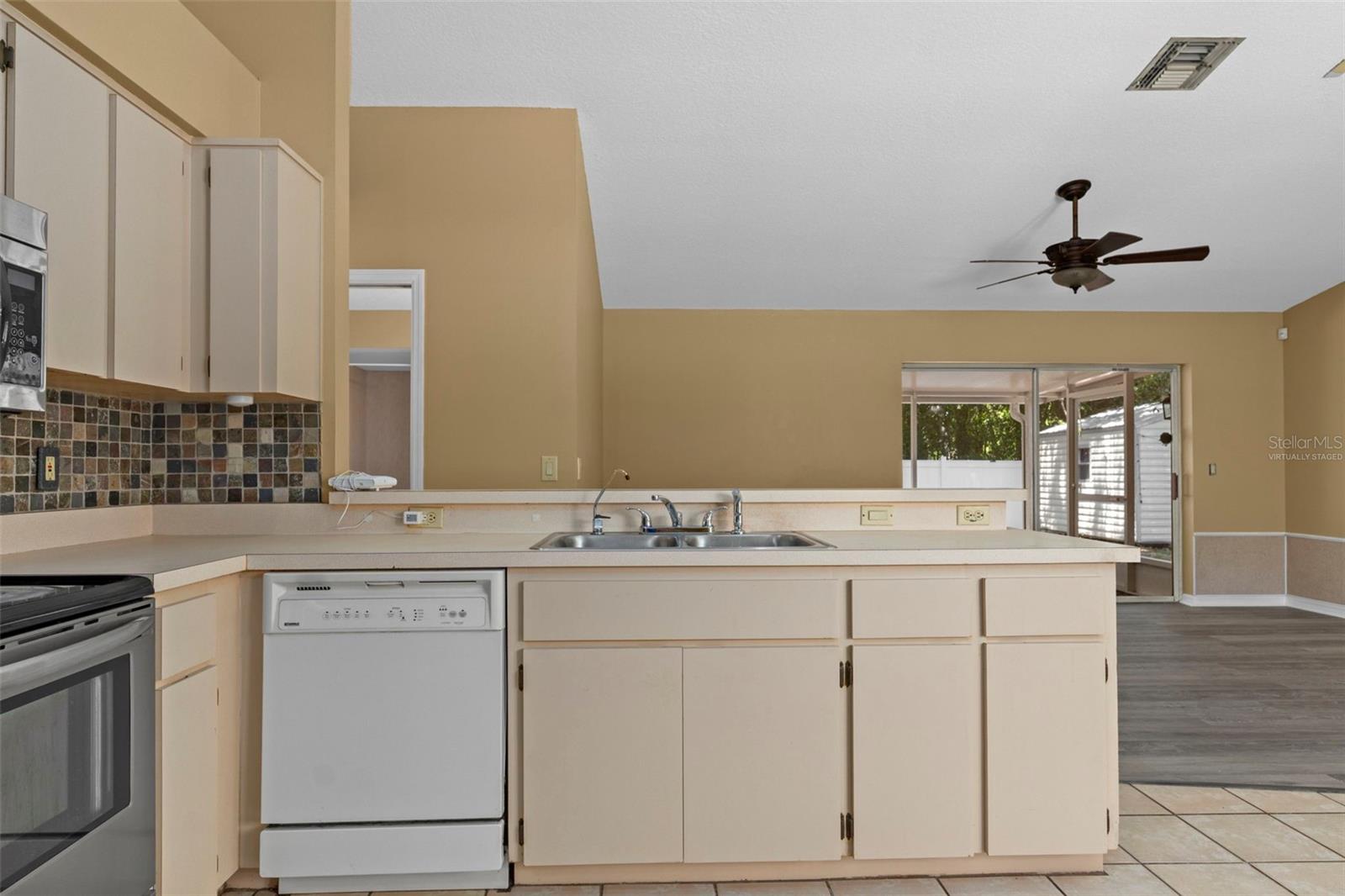 6236 W Pinedale Cir Property Photo 16