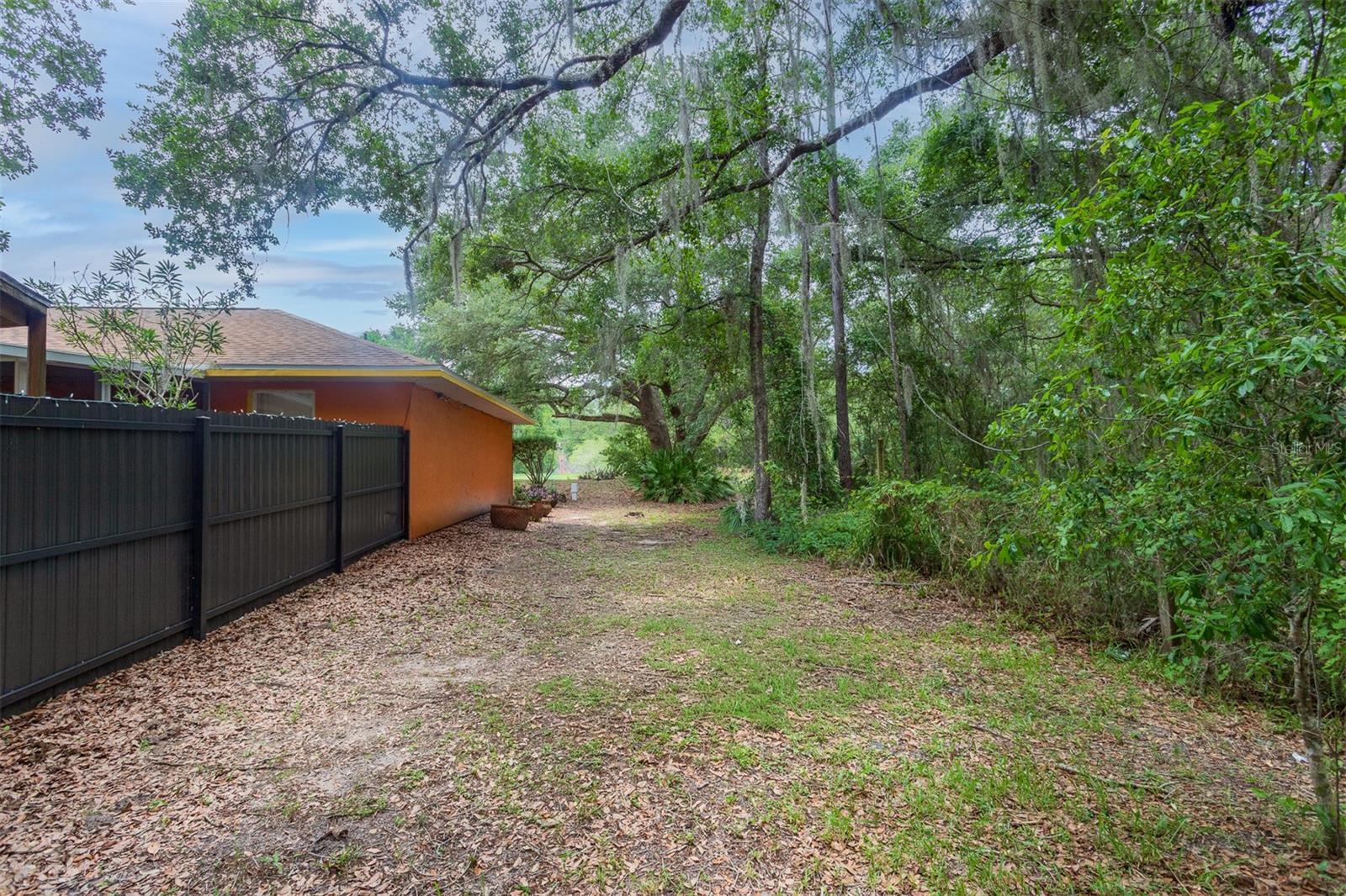10 Sequoia Drive Trce Property Photo 8