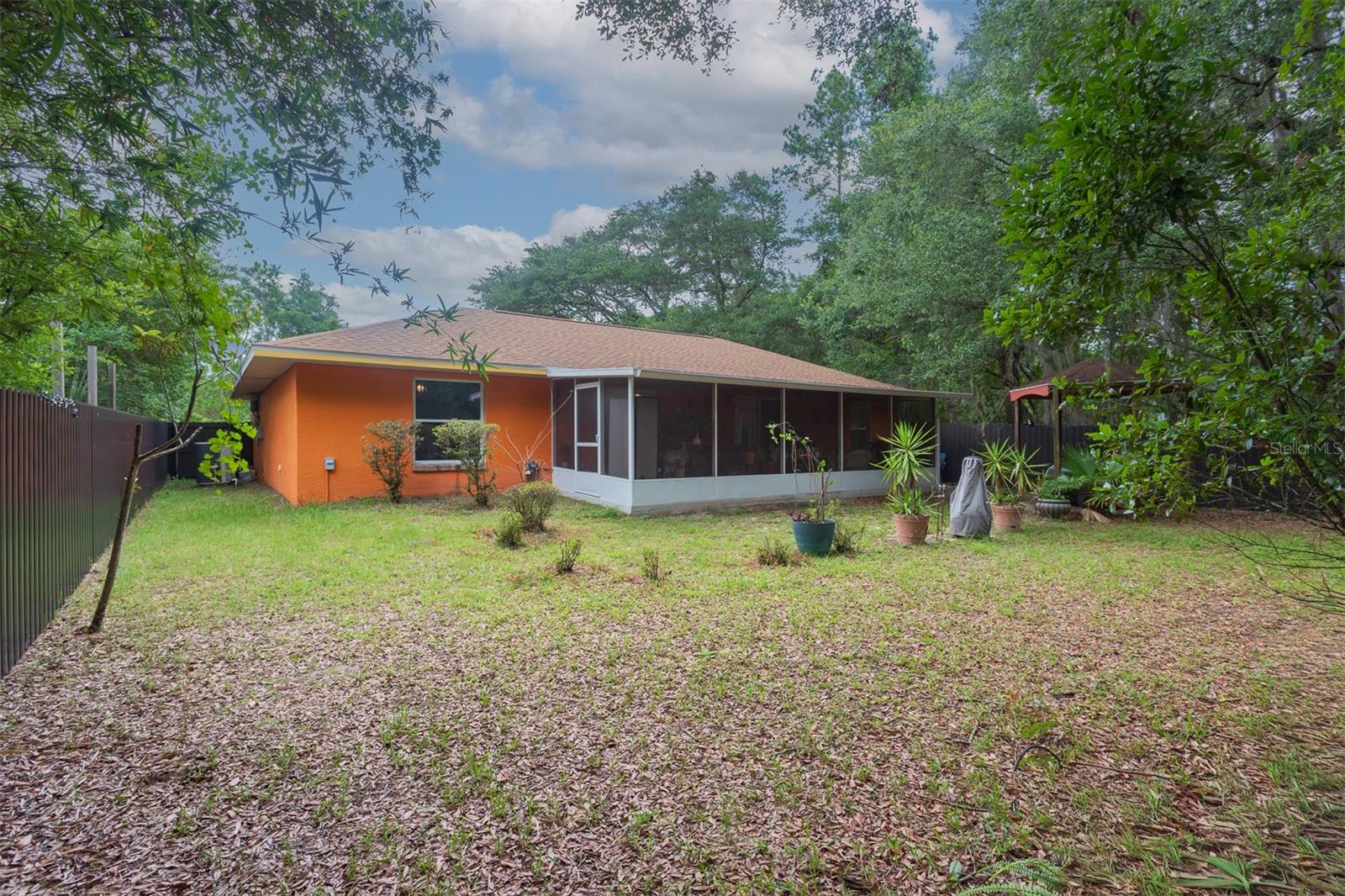 10 Sequoia Drive Trce Property Photo 9