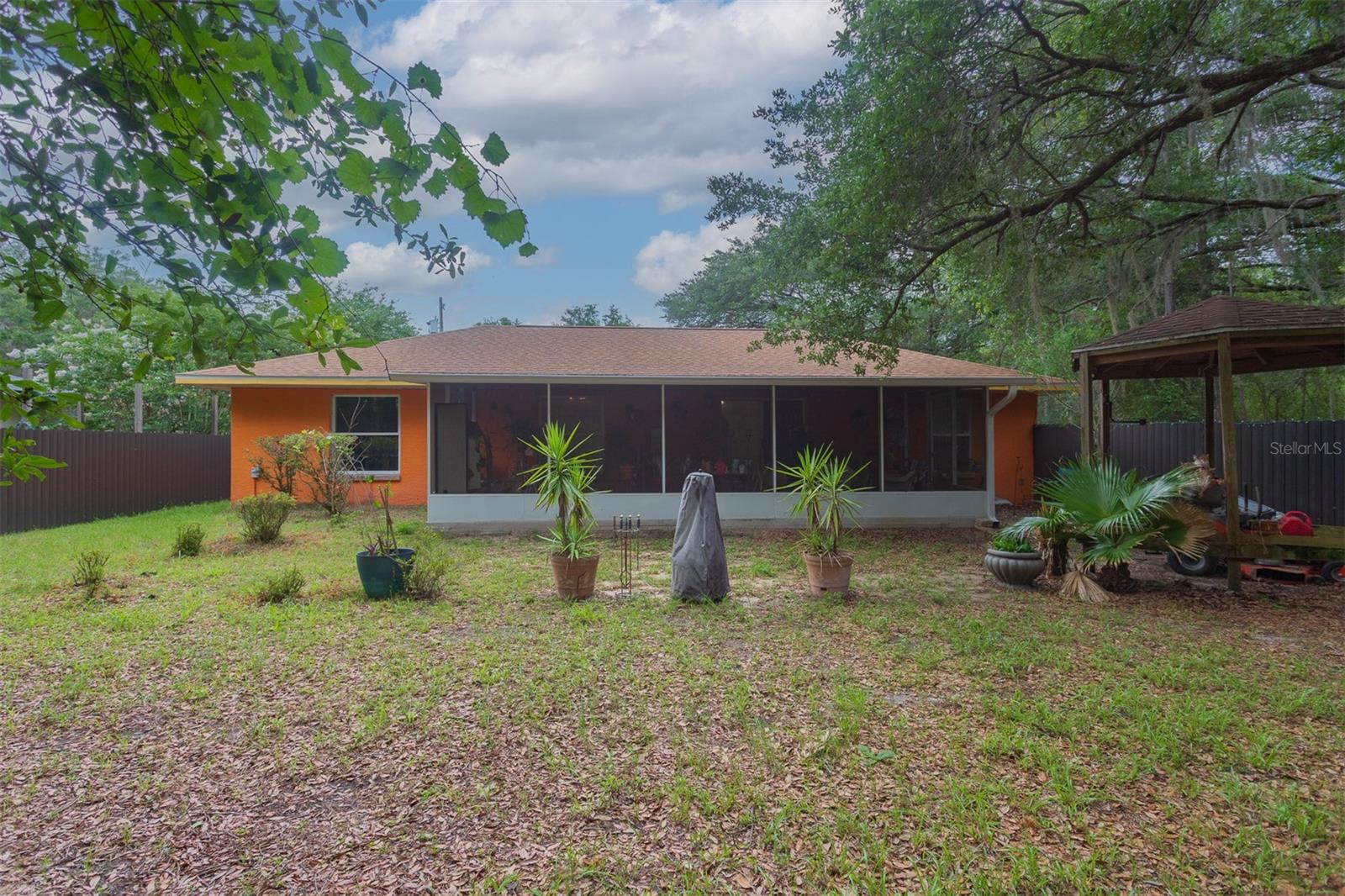 10 Sequoia Drive Trce Property Photo 11