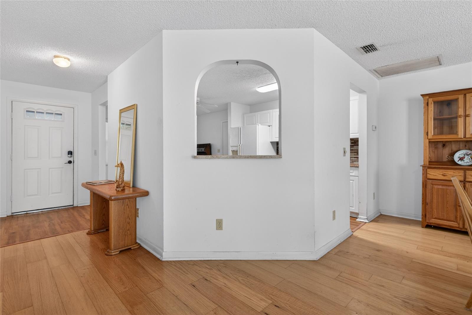 9060 Sw 96th Ln #b Property Photo 4