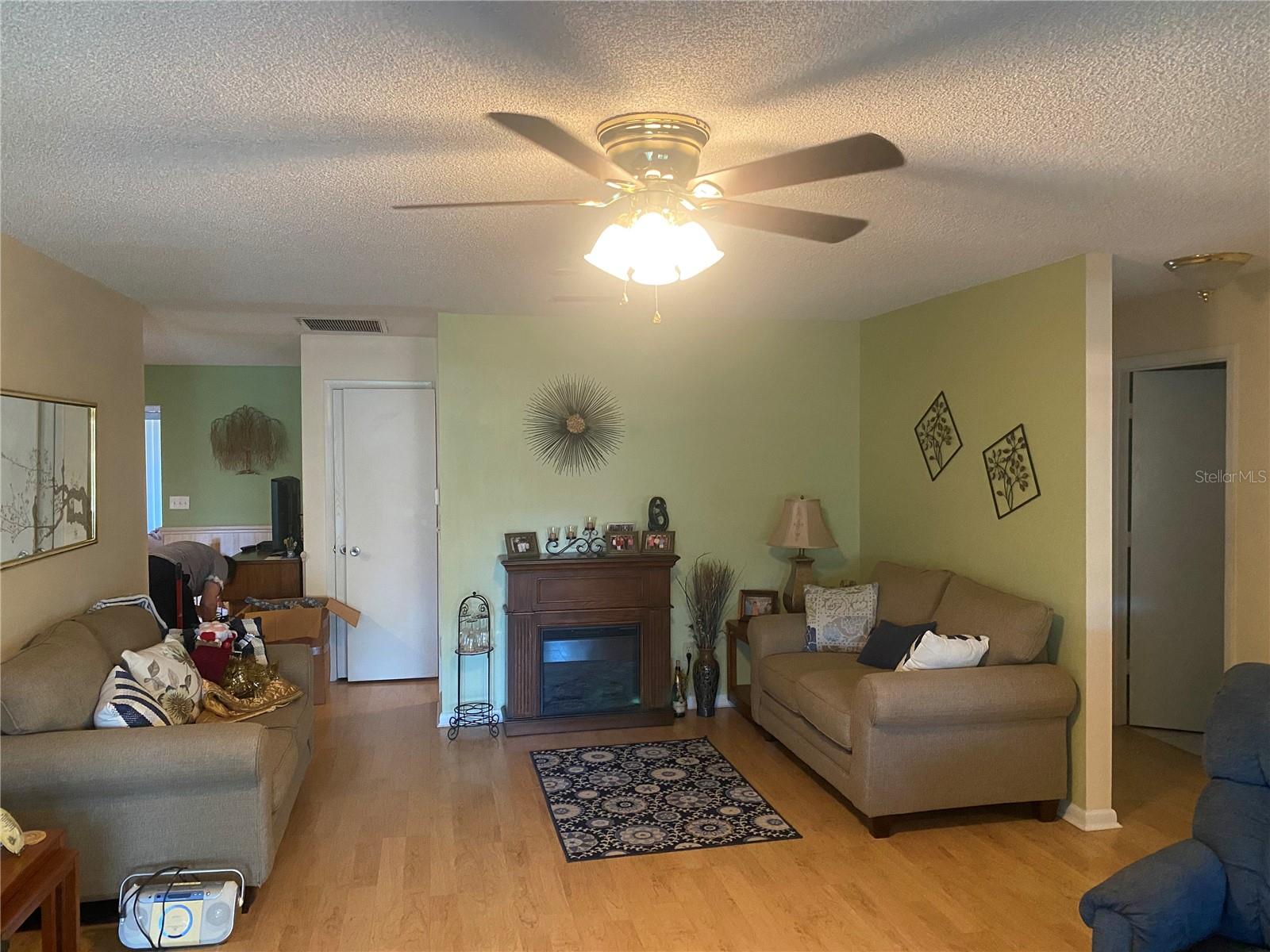 9802 Sw 88th Ter #c Property Photo 13