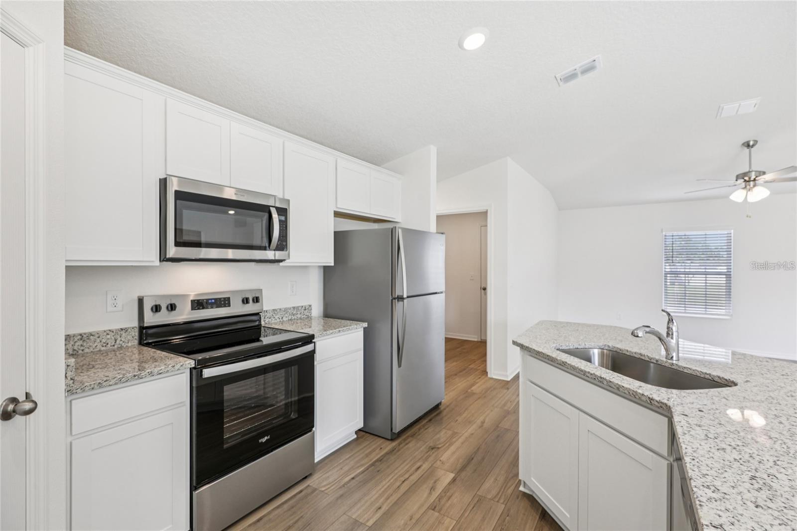16984 Sw 40 Cir Property Photo 4