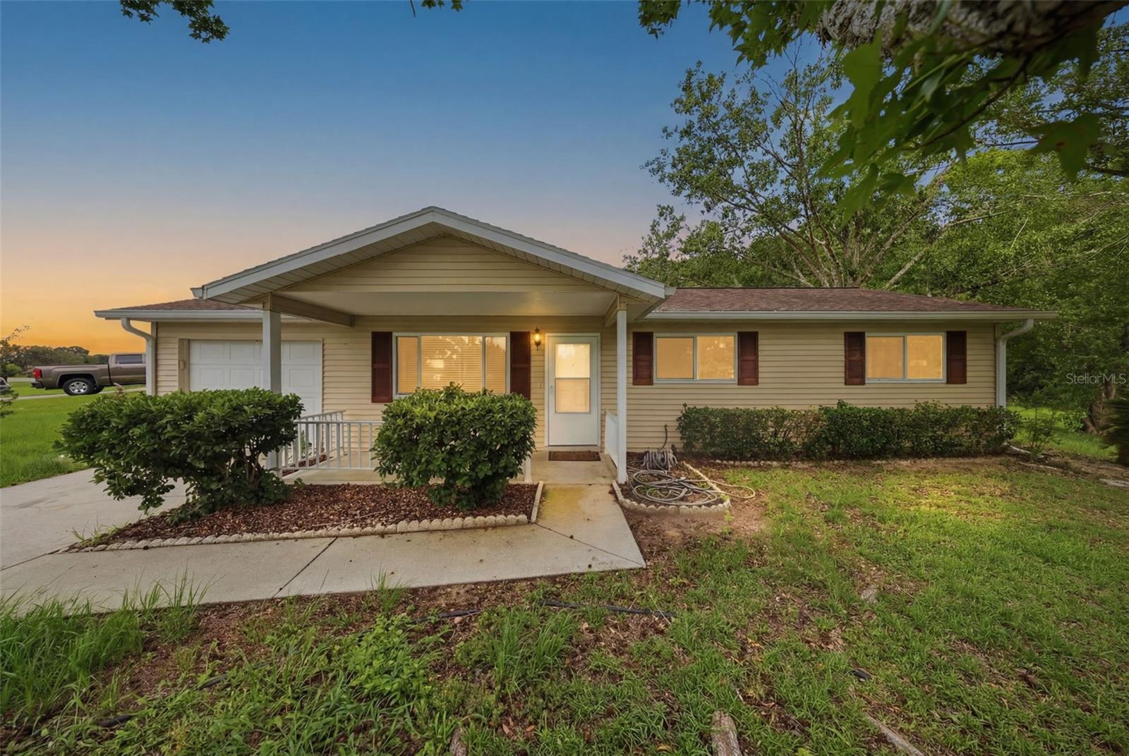 10926 SW 79TH TER Property Photo 1