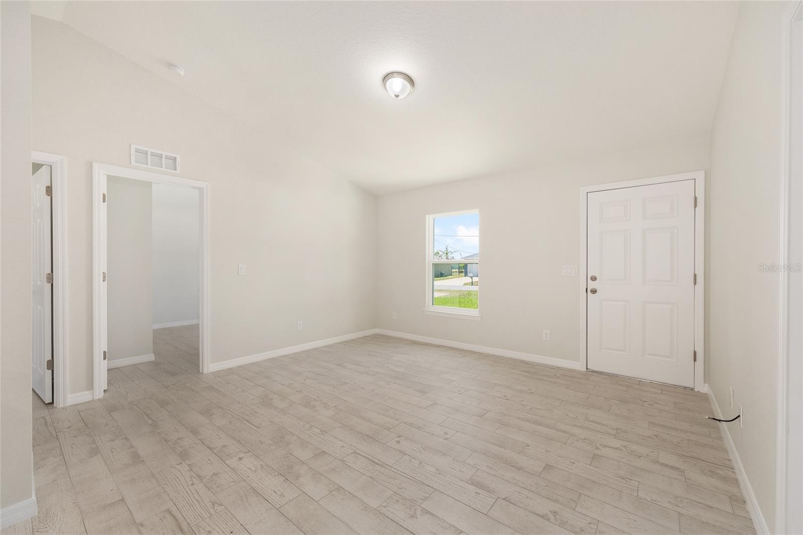 29 Olive Cir Property Photo 16