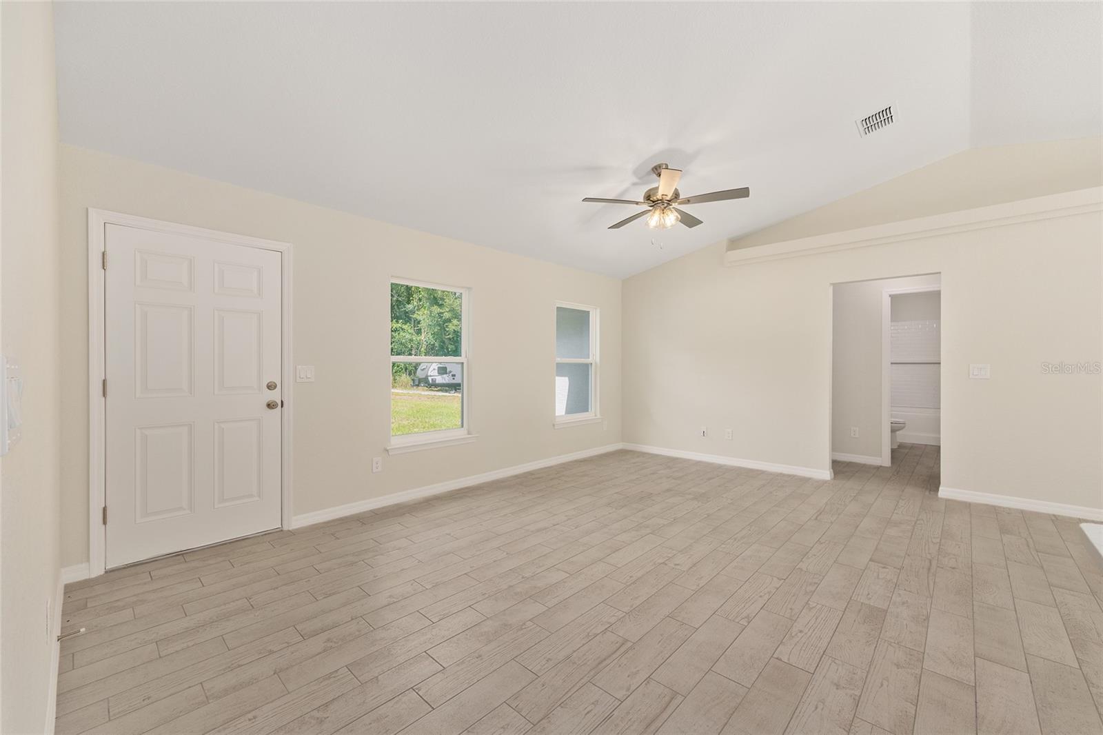 4 Pecan Course Pl Property Photo 12