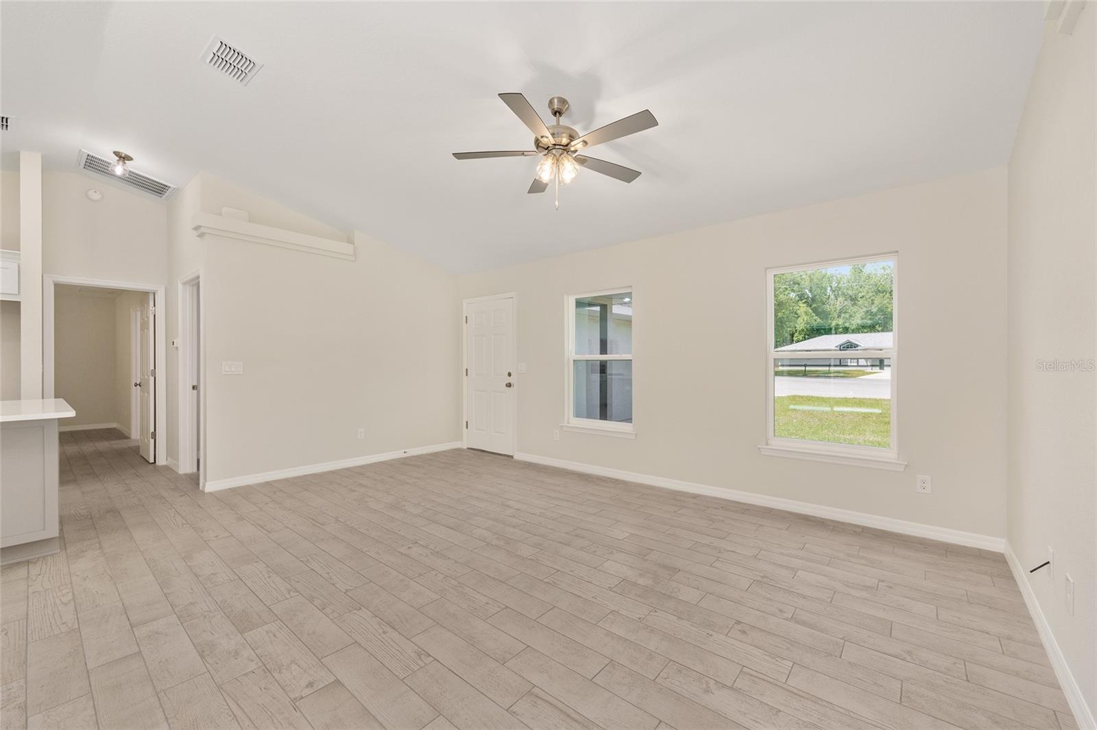 4 Pecan Course Pl Property Photo 14