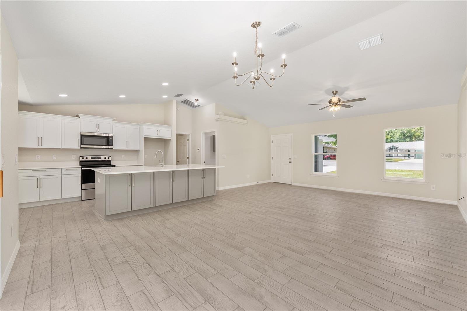 4 Pecan Course Pl Property Photo 18