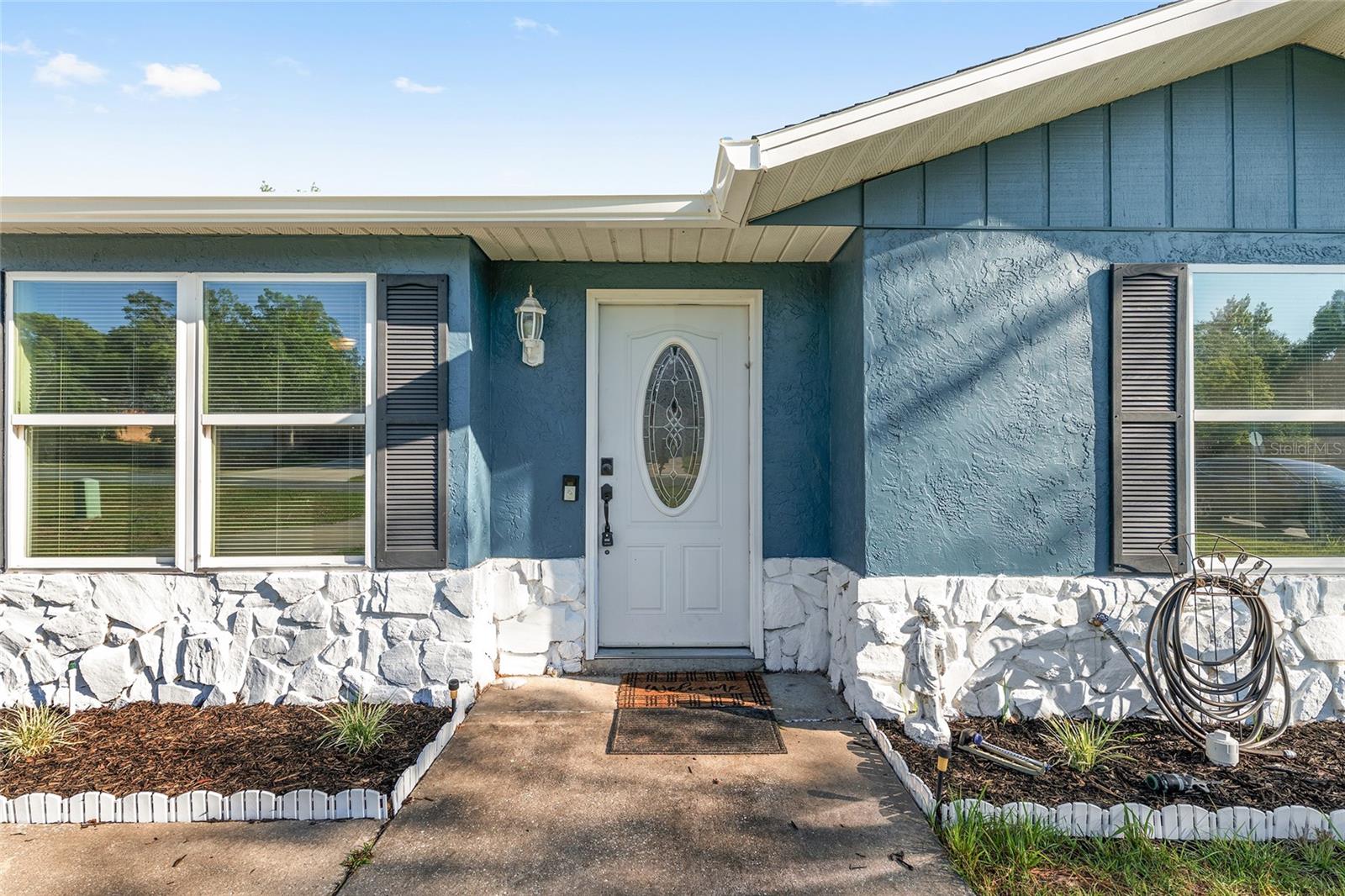 69 Sapphire Rd Property Photo 4