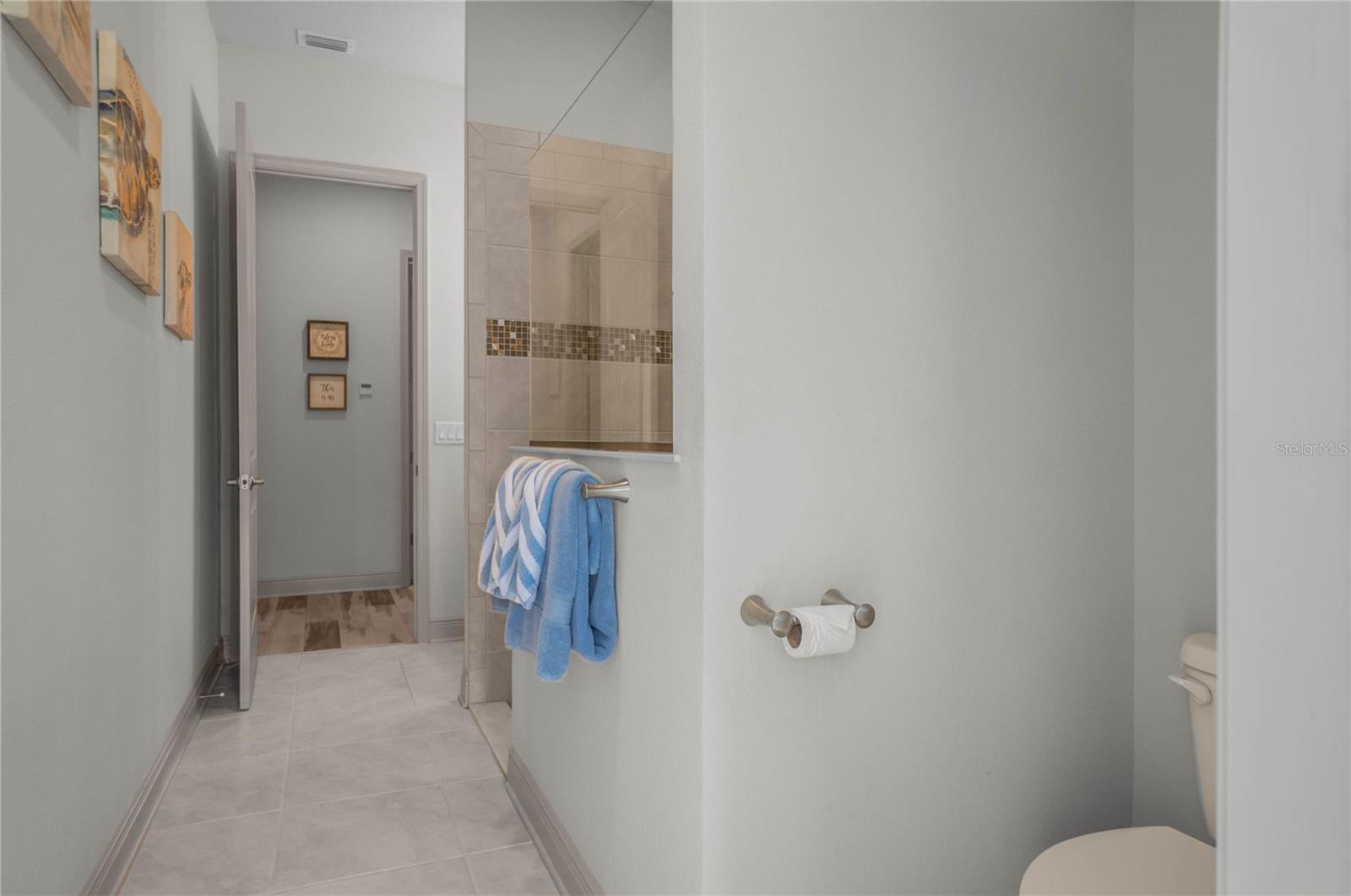 1555 E Seattle Slew Cir Property Photo 31