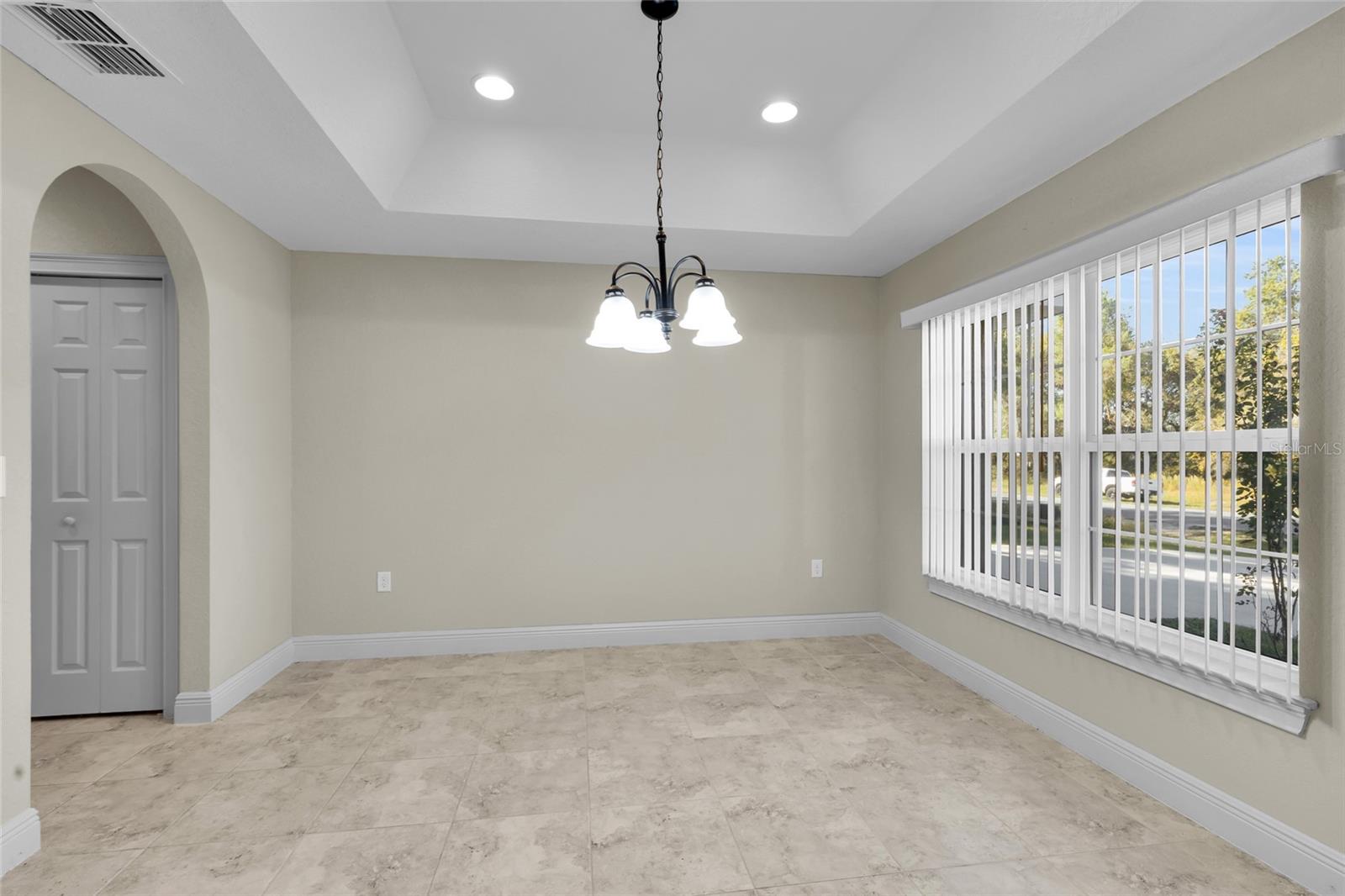 1645 Sw 168th Loop Property Photo 9