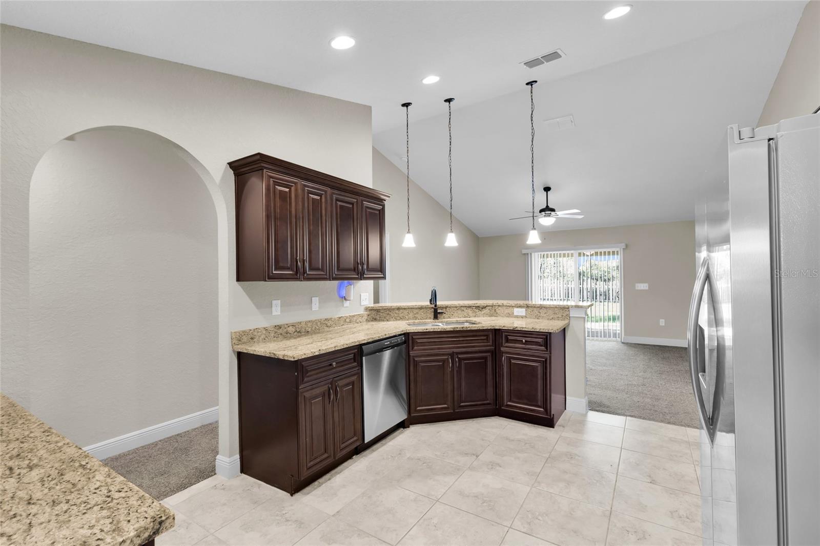 1645 Sw 168th Loop Property Photo 11