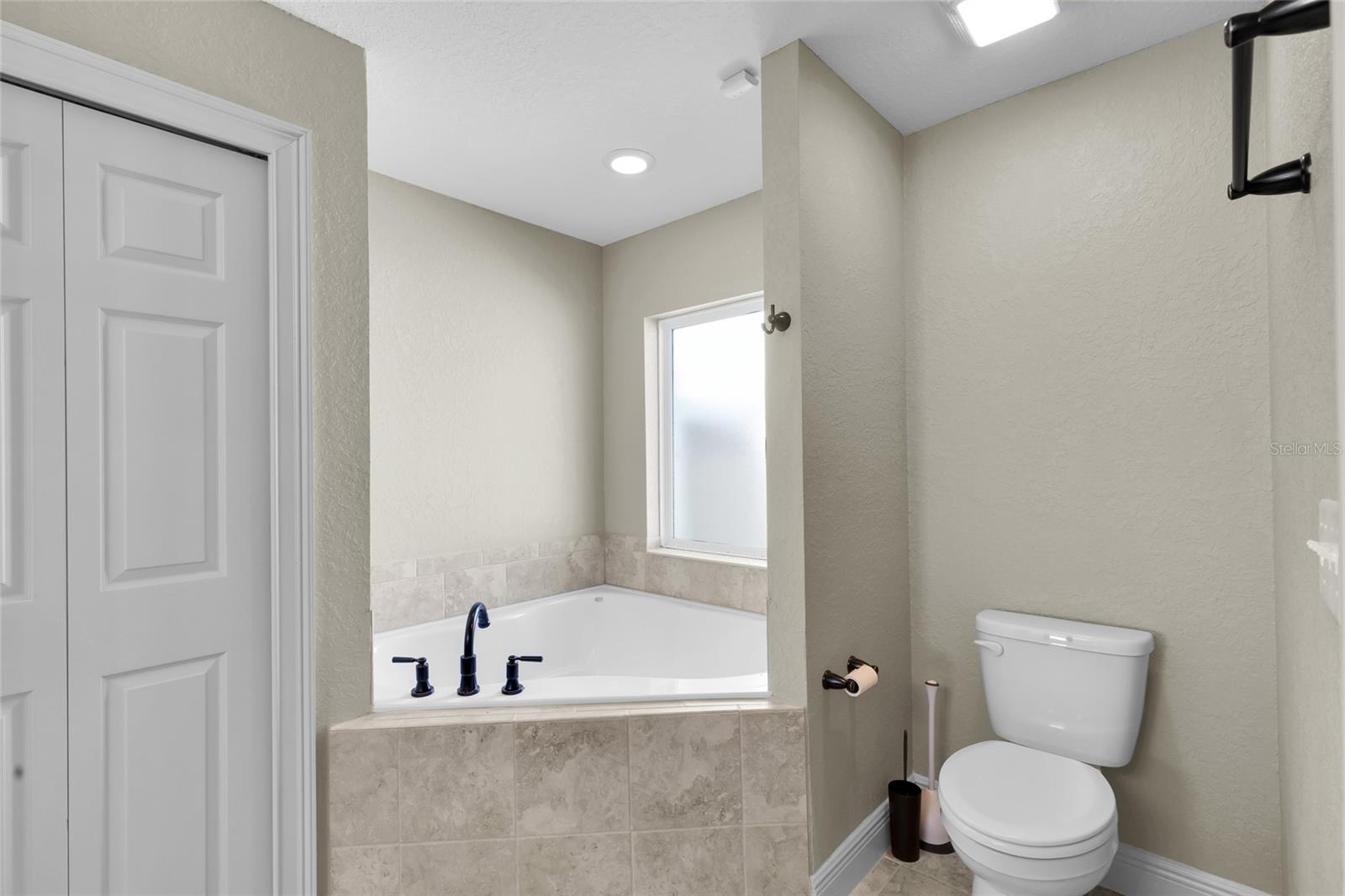 1645 Sw 168th Loop Property Photo 26