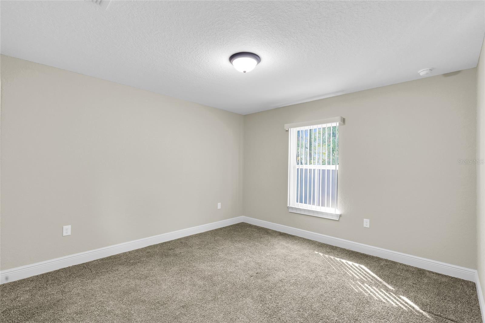 1645 Sw 168th Loop Property Photo 28