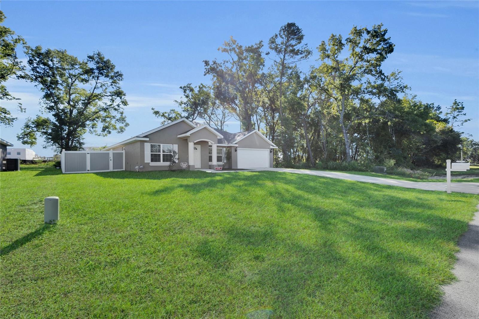1645 Sw 168th Loop Property Photo 39
