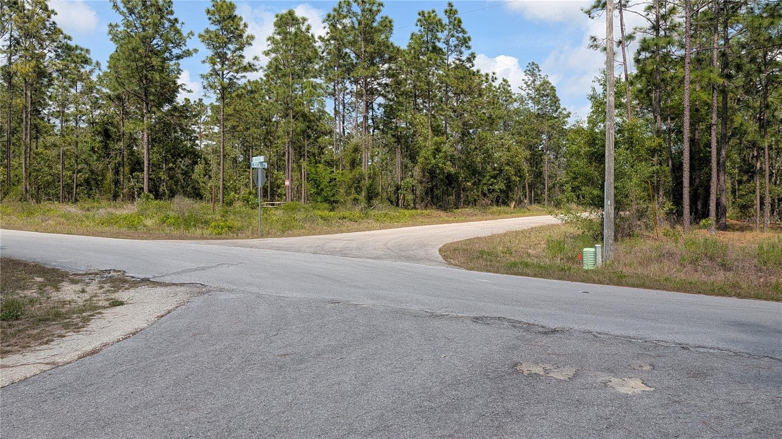 Lot 32 Nw Hemlock Ave Property Photo 9