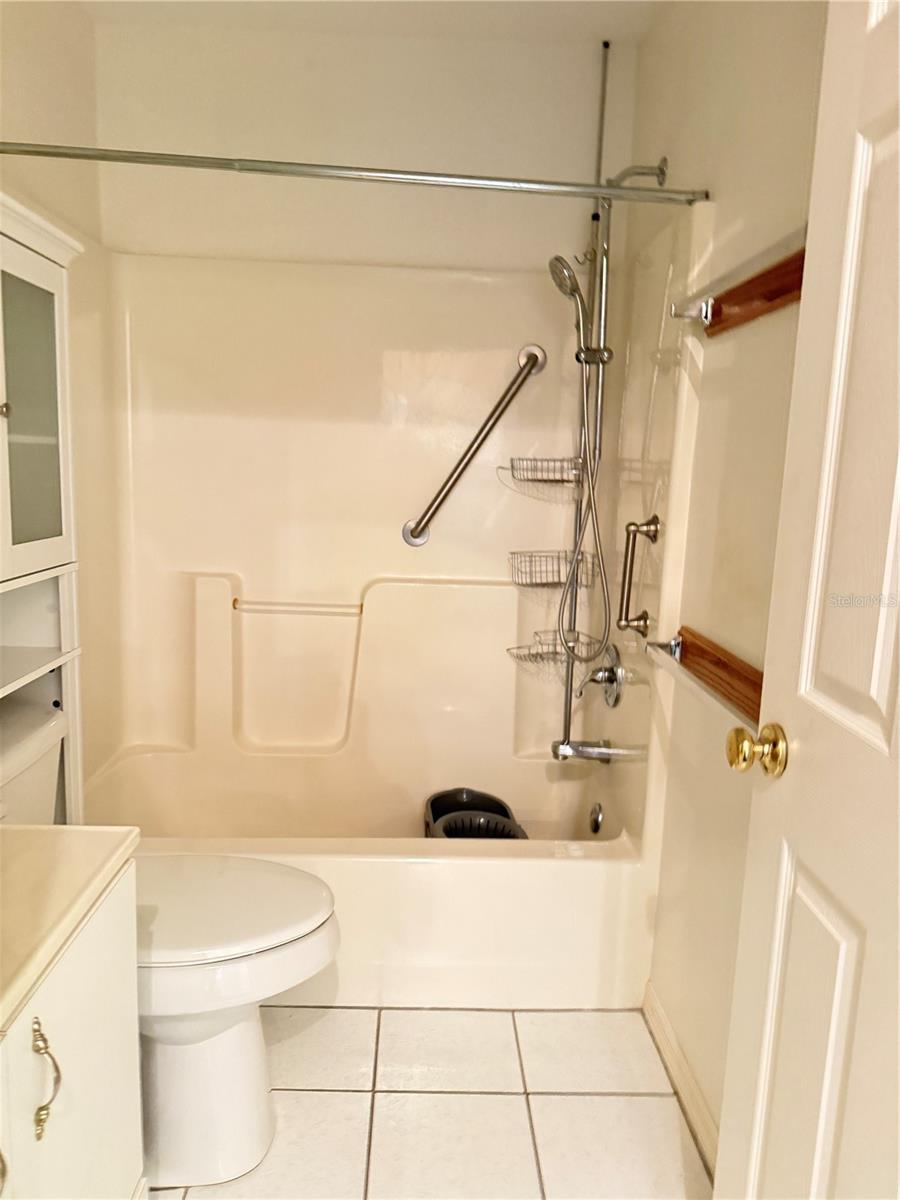 4262 Ne 35th Avenue Rd Property Photo 14