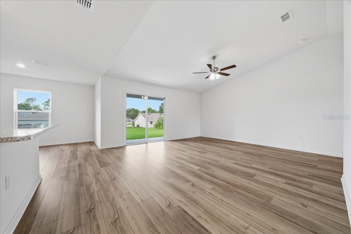 2722 Sw 151 Pl Property Photo 7