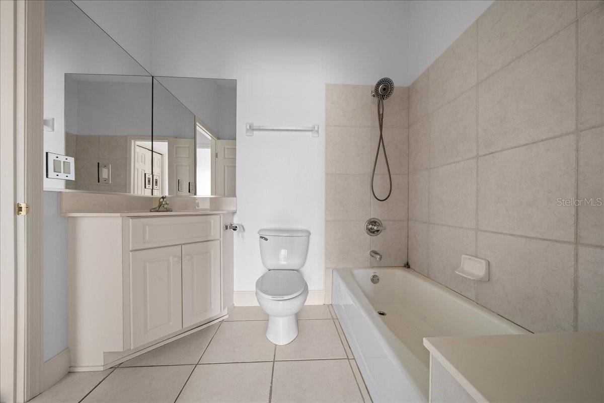 3003 Sw 41st Pl Property Photo 11