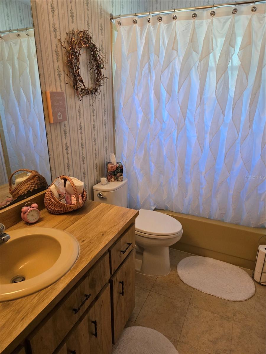 2900 Ne 49th St Property Photo 15