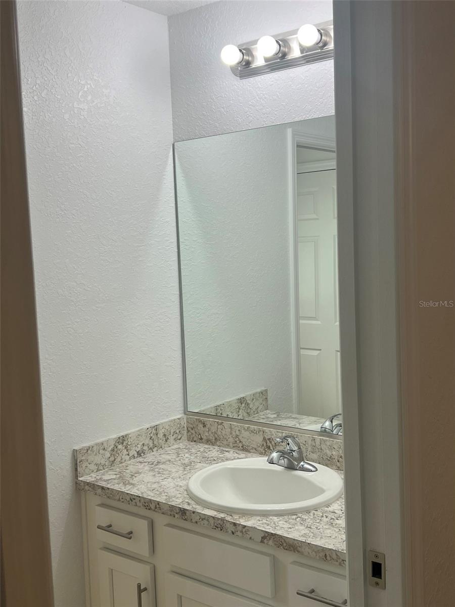 8640 Se 157 Pl Property Photo 12