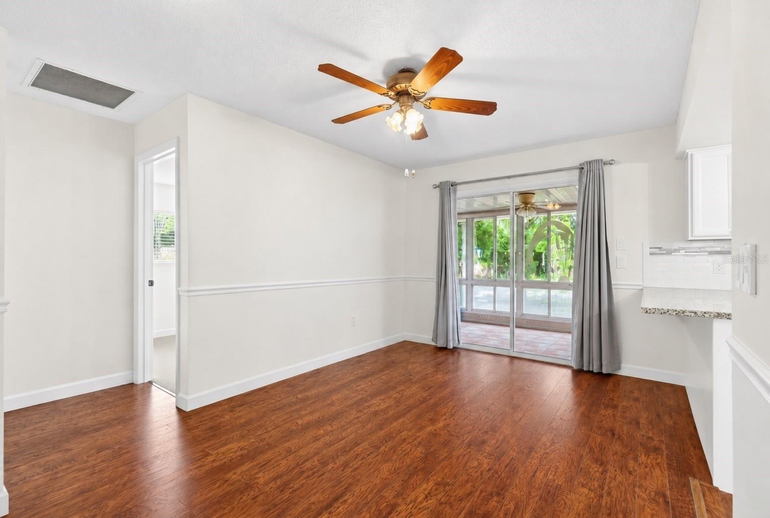 10668 Sw 85th Ter Property Photo 16