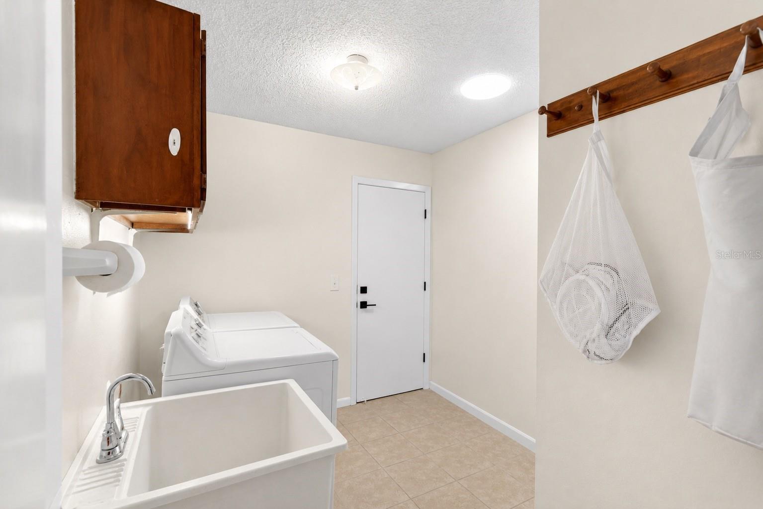 10668 Sw 85th Ter Property Photo 20