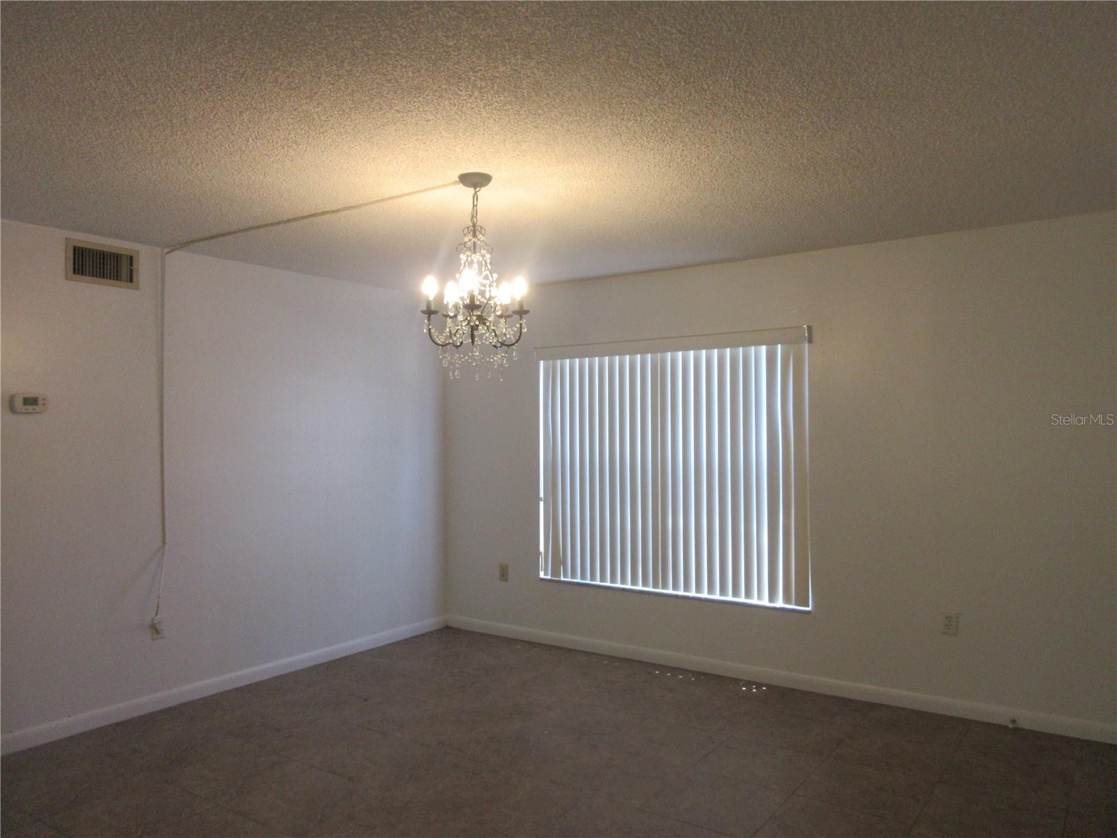 2410 Se 16th Ave #h Property Photo 4